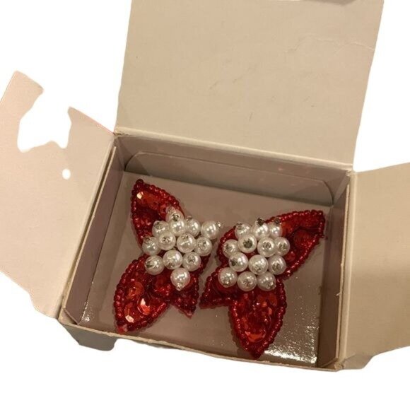 Vintage Avon Sequin Sparkle Earrings Red White Pierced Stud 1991 - Picture 2 of 5